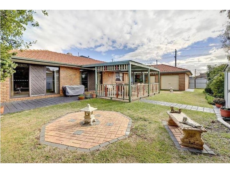 215 Bellbridge Drive, Hoppers Crossing VIC 3029
