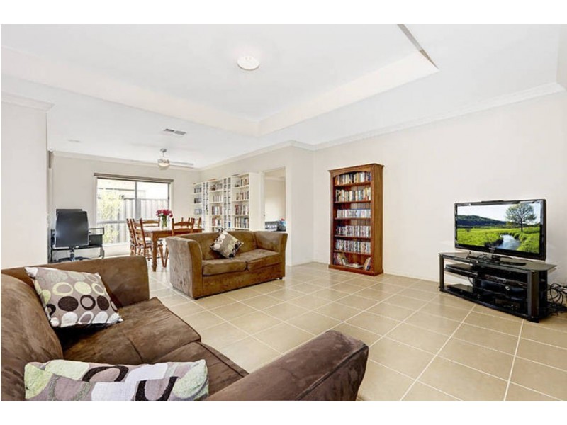 74 Hummingbird Boulevard, Tarneit VIC 3029