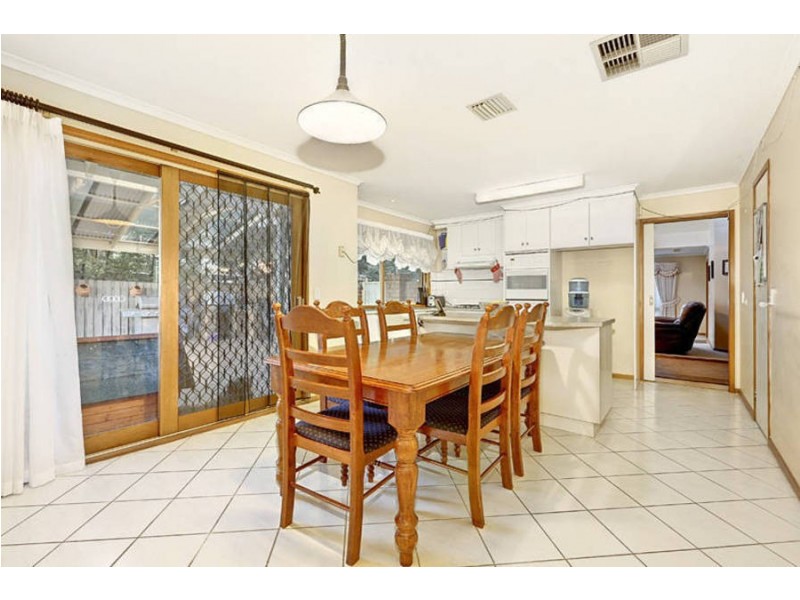 38 Angela Drive, Hoppers Crossing VIC 3029