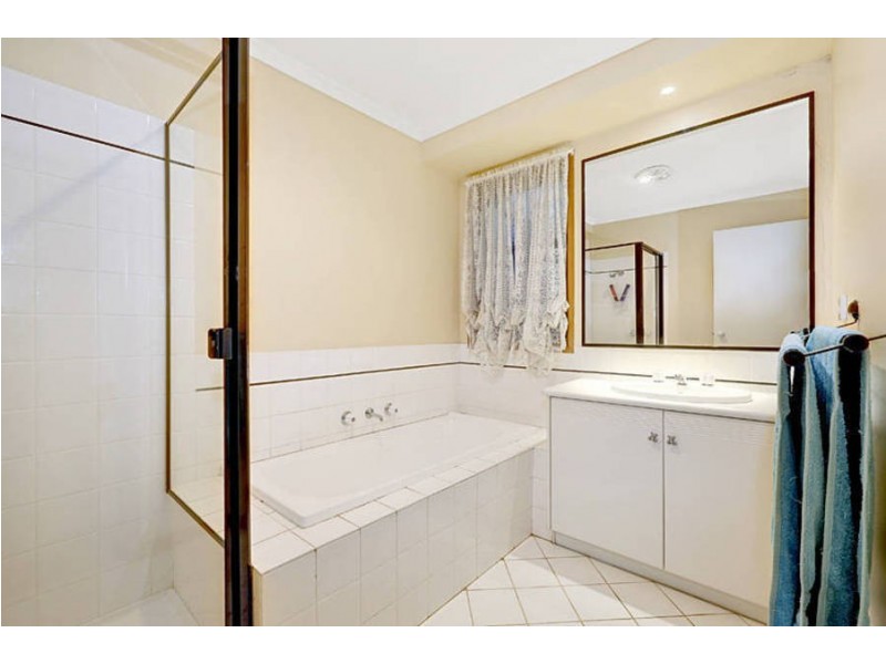 38 Angela Drive, Hoppers Crossing VIC 3029