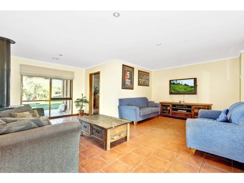 9 Moss Close, Hoppers Crossing VIC 3029
