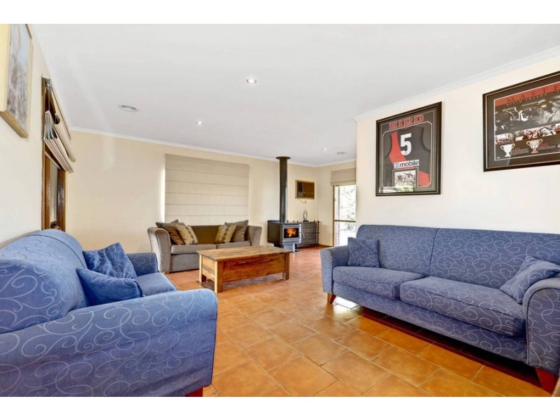 9 Moss Close, Hoppers Crossing VIC 3029