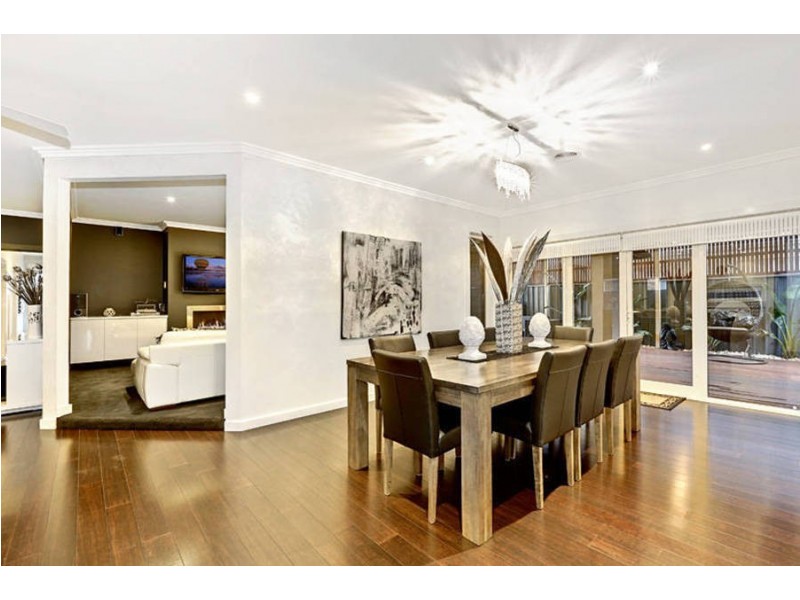 38 Hindmarsh Drive, Wyndham Vale VIC 3024