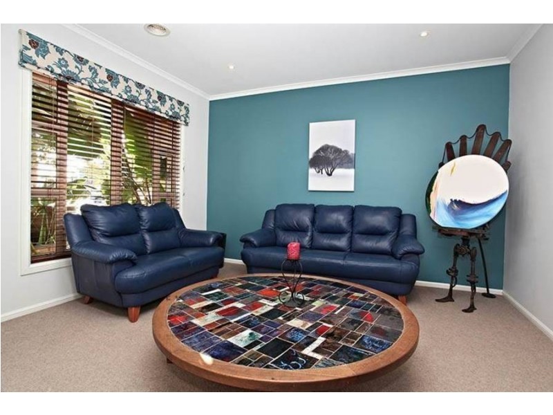 8 Penrose Promenade, Tarneit VIC 3029