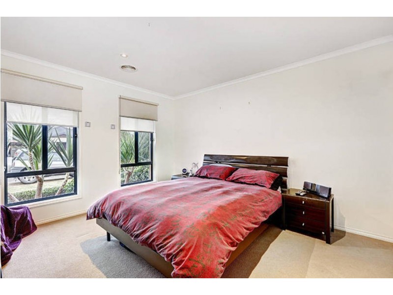 14 Yankos Drive, Werribee VIC 3030