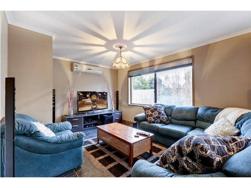 1 Derwent Road, Werribee VIC 3030