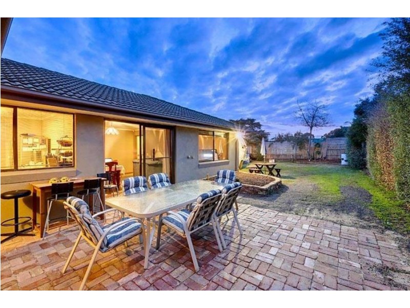 1 Derwent Road, Werribee VIC 3030