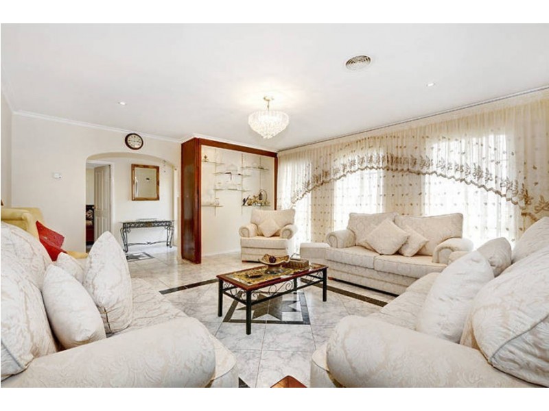 30 Grant Avenue, Werribee VIC 3030