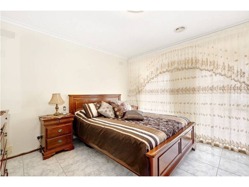 30 Grant Avenue, Werribee VIC 3030