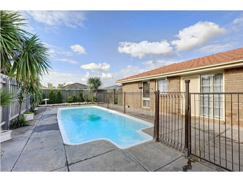 30 Grant Avenue, Werribee VIC 3030