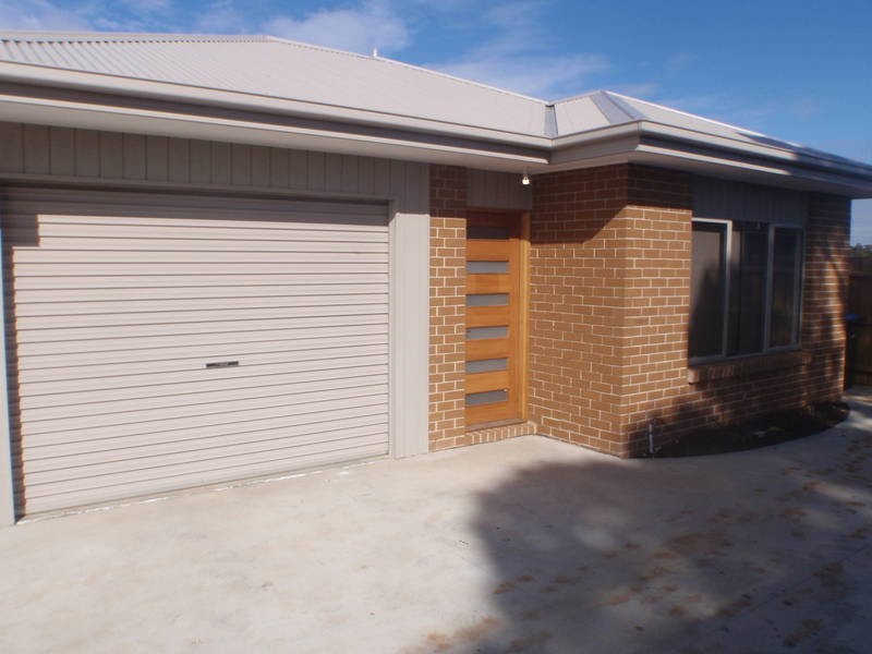 5&6/89 Huntingfield Drive, Hoppers Crossing VIC 3029