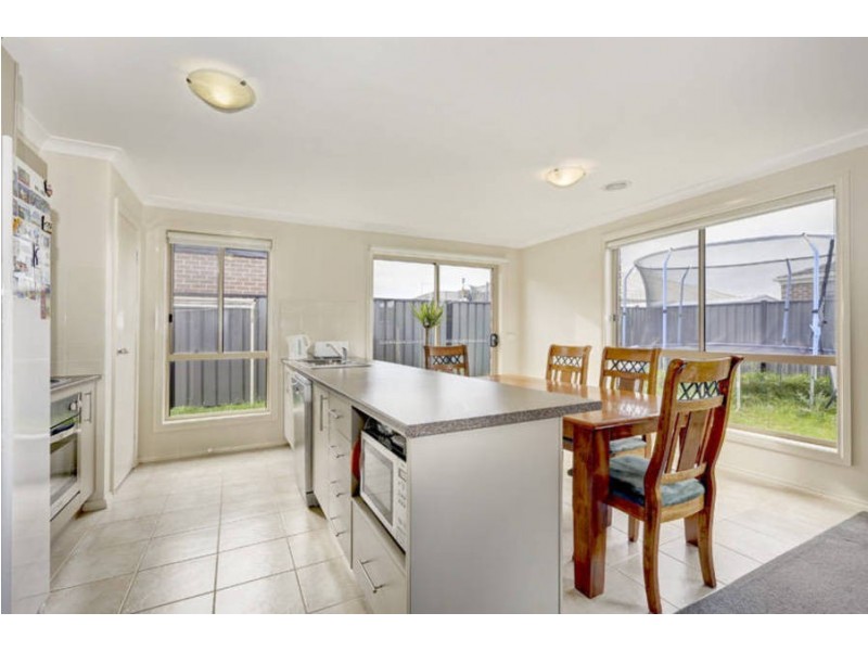 10 Brinbrook Street, Tarneit VIC 3029