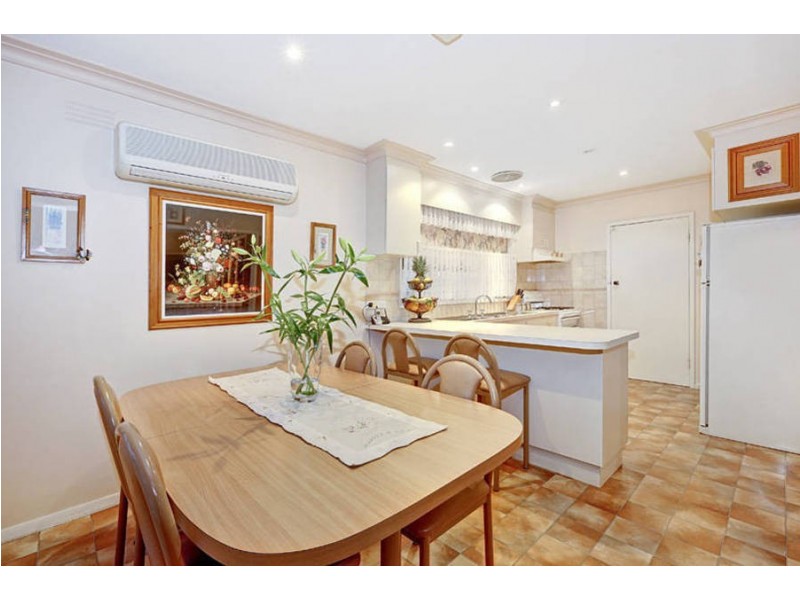 6 Rainsford Street, Werribee VIC 3030