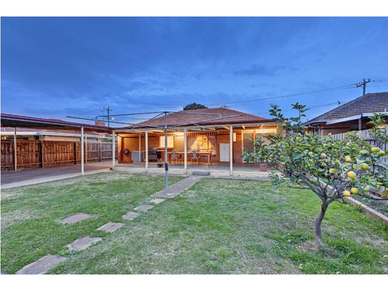 6 Rainsford Street, Werribee VIC 3030