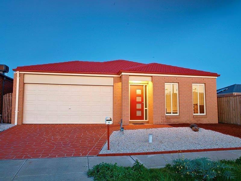 4 Gungurra Grove, Wyndham Vale VIC 3024