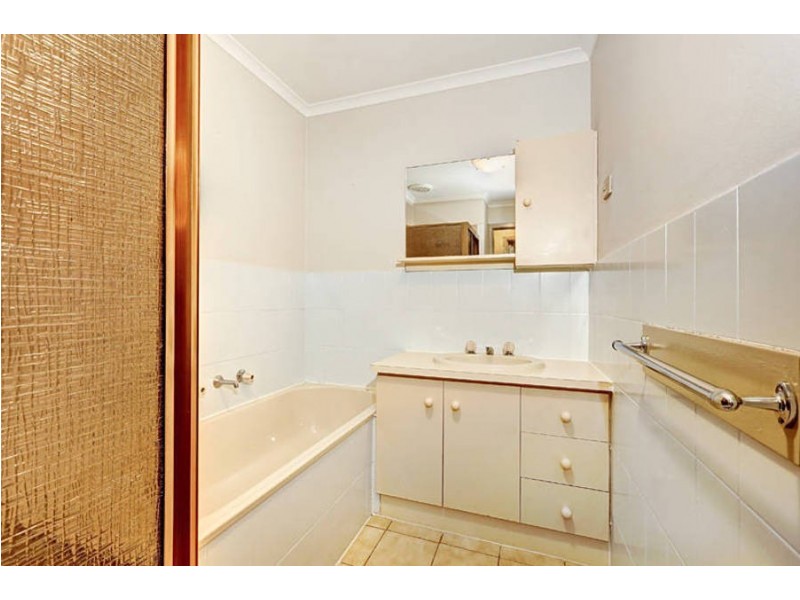 2/43 Macedon Street, Hoppers Crossing VIC 3029