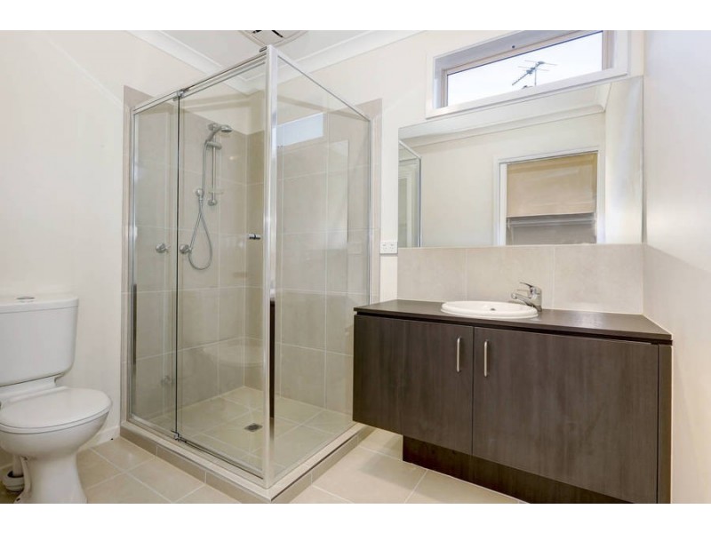 5 Wattle Avenue, Werribee VIC 3030