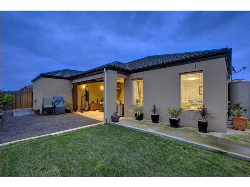 20 Nighthawk Road, Tarneit VIC 3029