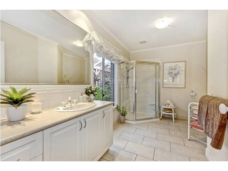 7 Mont-Alto Place, Werribee VIC 3030