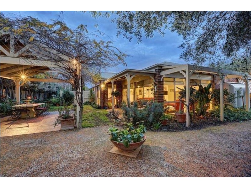 7 Mont-Alto Place, Werribee VIC 3030