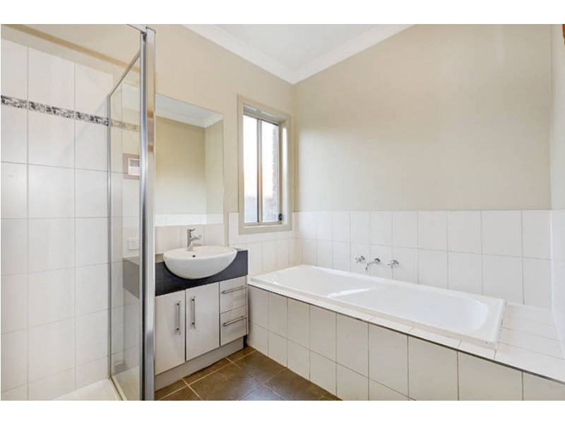 3 Parawong Parade, Wyndham Vale VIC 3024