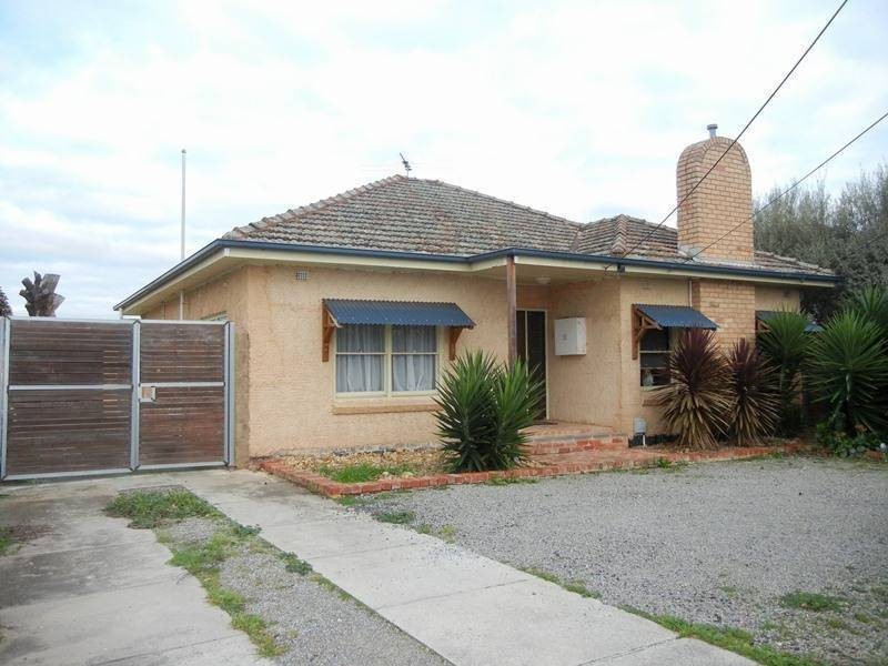 4 High Street, Werribee VIC 3030