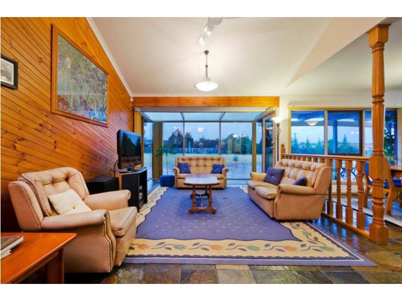 17 Kingston Boulevard, Hoppers Crossing VIC 3029