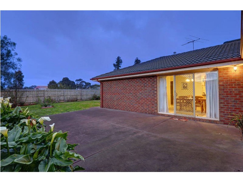 24 Stella Way, Hoppers Crossing VIC 3029