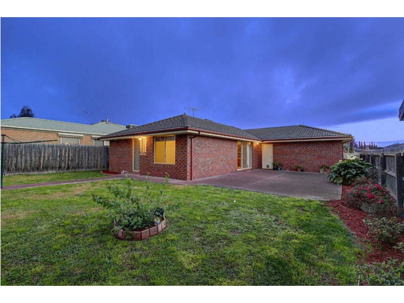 24 Stella Way, Hoppers Crossing VIC 3029