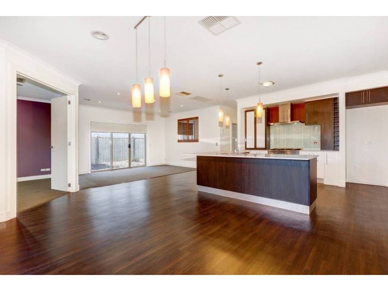 6 Grand Place, Tarneit VIC 3029