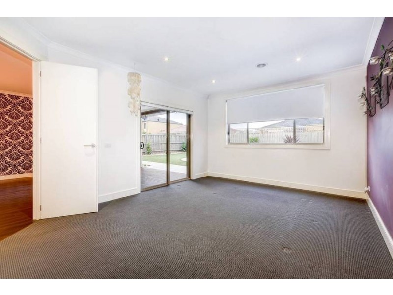 6 Grand Place, Tarneit VIC 3029