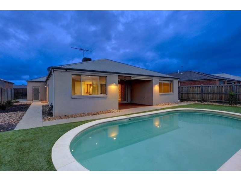 6 Grand Place, Tarneit VIC 3029
