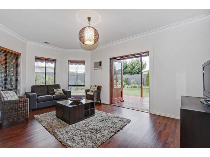 72 Wilmington Avenue, Hoppers Crossing VIC 3029