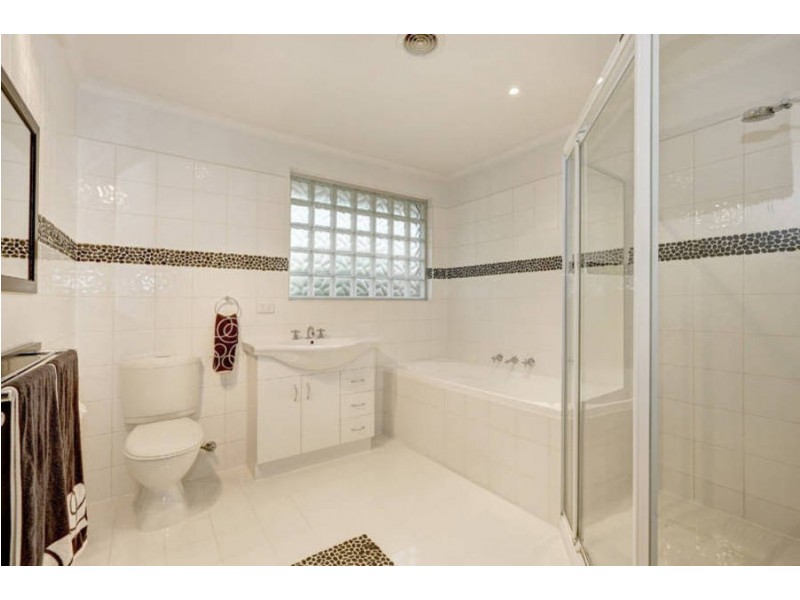 20 Yalonga Avenue, Werribee VIC 3030