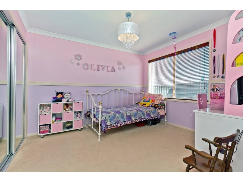 6 Ashburton Avenue, Wyndham Vale VIC 3024