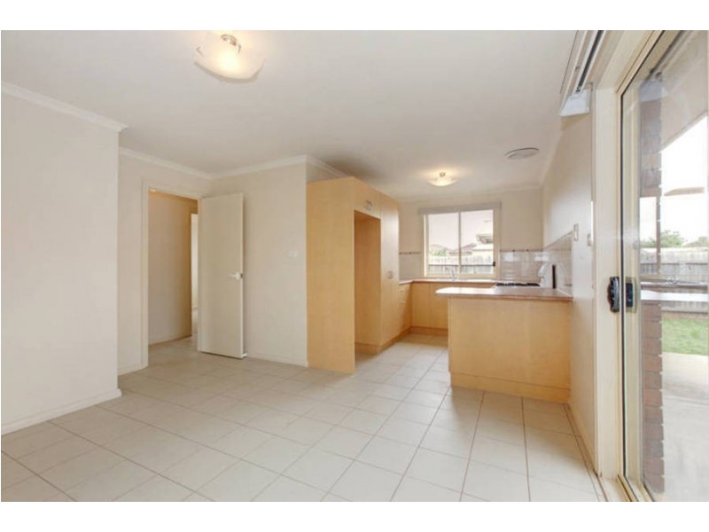 33 Dongala Drive, Werribee VIC 3030