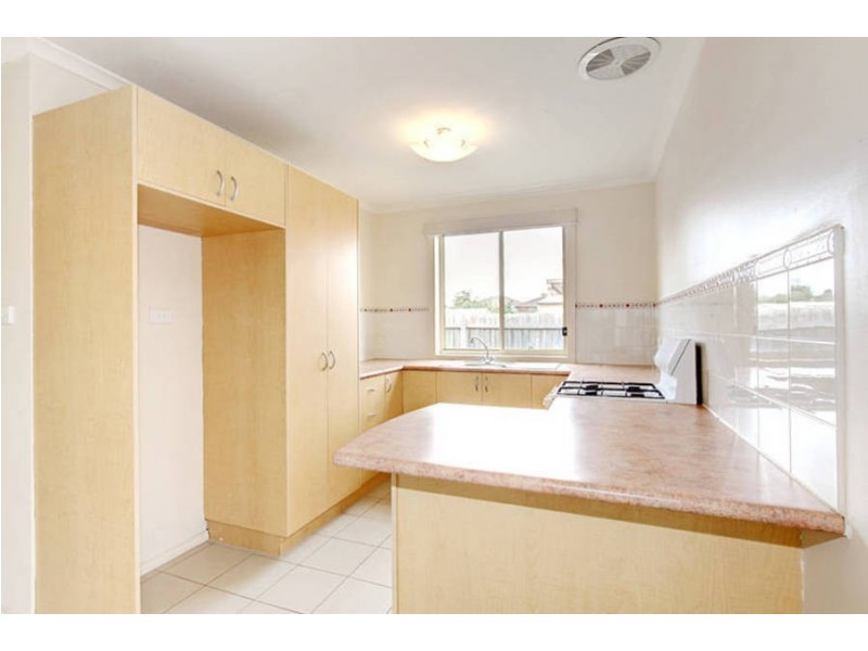 33 Dongala Drive, Werribee VIC 3030