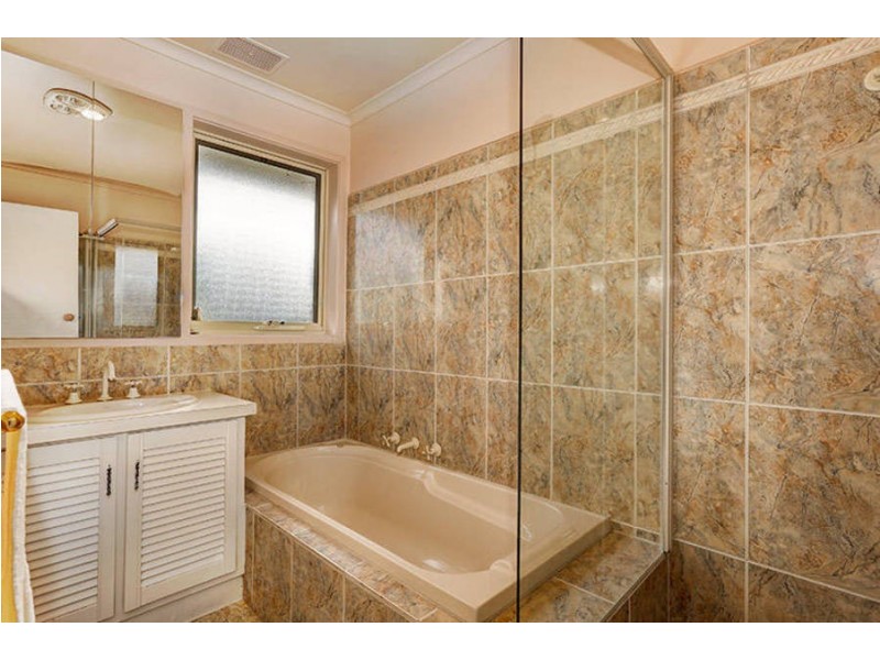 13 Marlborough Crescent, Hoppers Crossing VIC 3029