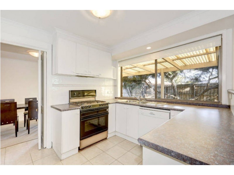 8 Egret Court, Werribee VIC 3030