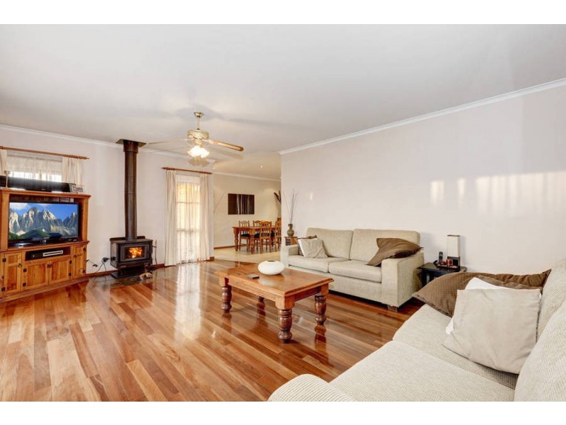 55 Westleigh Drive, Werribee VIC 3030