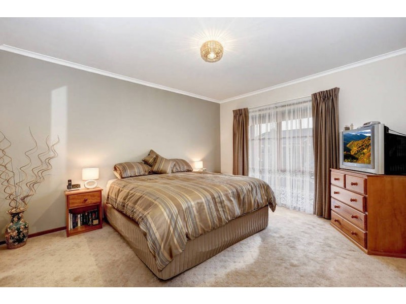 55 Westleigh Drive, Werribee VIC 3030