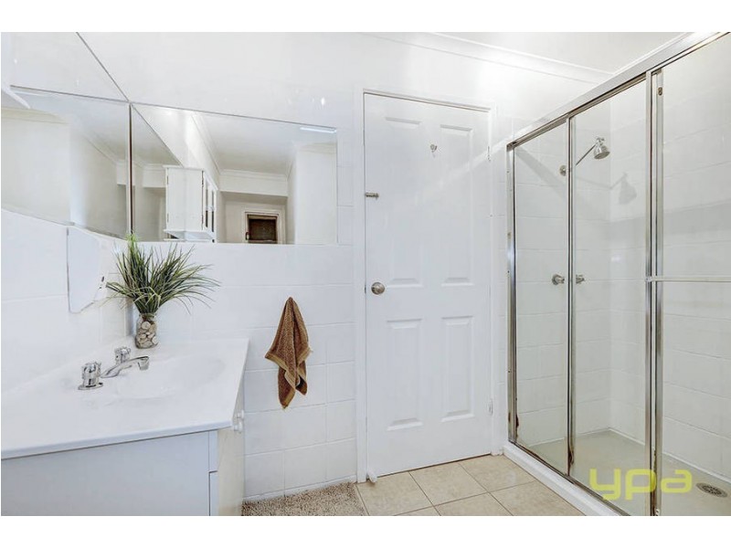 14 Kevington Street, Werribee VIC 3030