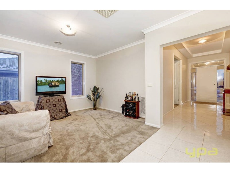 2 James Austin Place, Hoppers Crossing VIC 3029