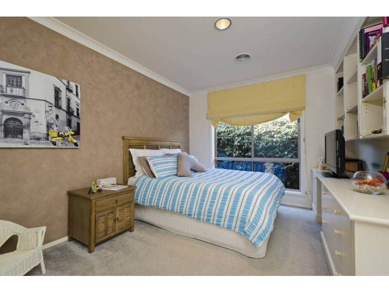 8 Tillbush Close, Hoppers Crossing VIC 3029