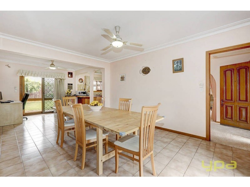 18 Yalonga Avenue, Werribee VIC 3030