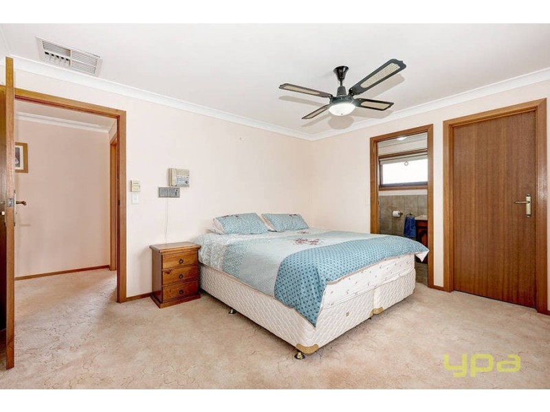 18 Yalonga Avenue, Werribee VIC 3030