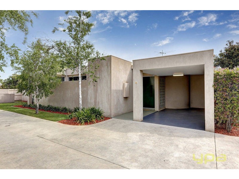 1/8-10 Melita Avenue, Werribee VIC 3030