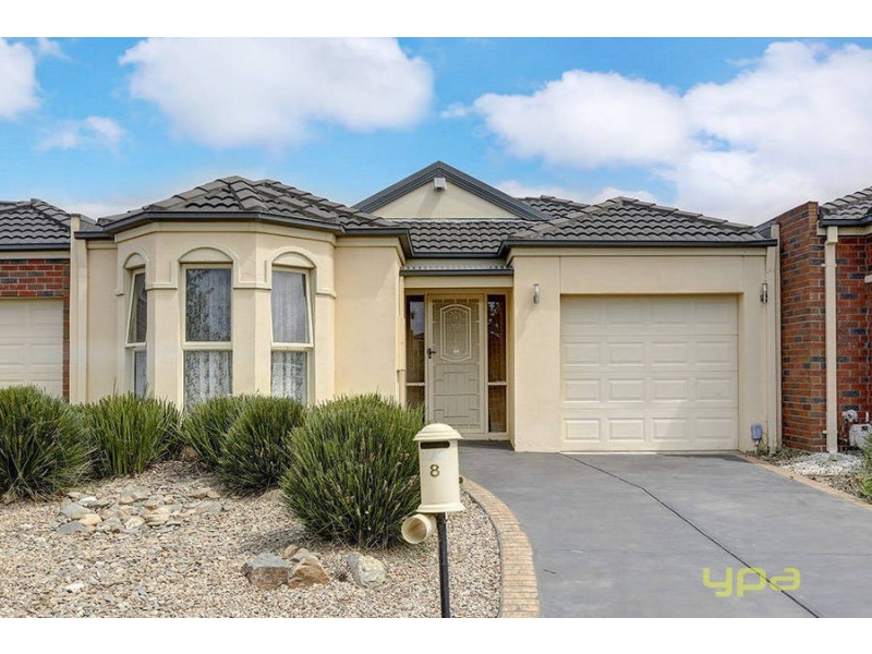 8 Hampshire Court, Tarneit VIC 3029