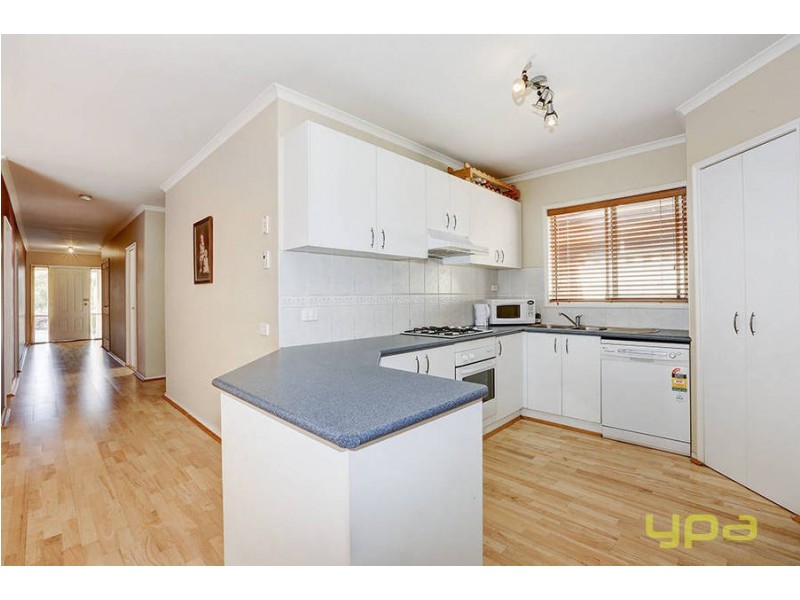 8 Hampshire Court, Tarneit VIC 3029