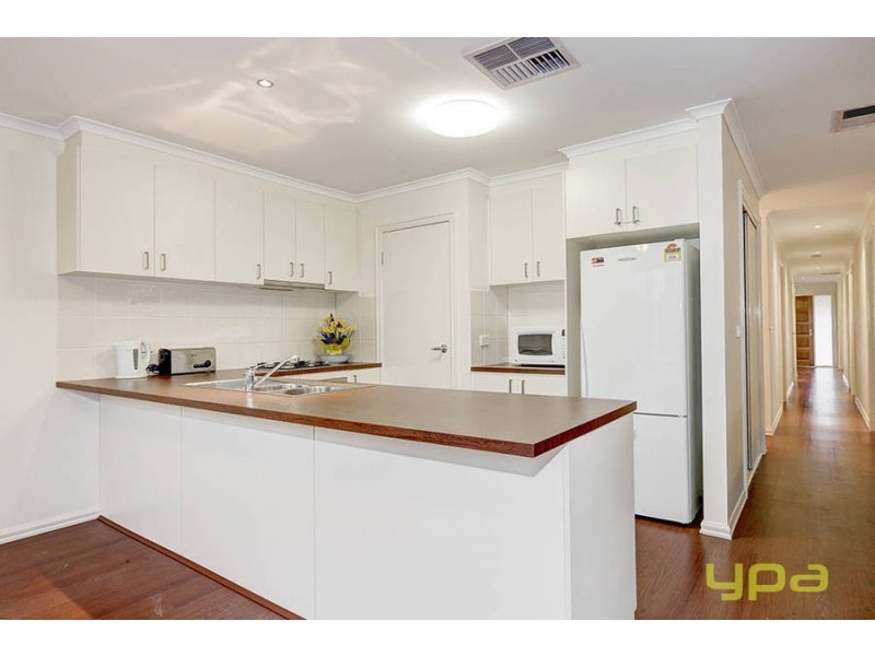 2/21 Stable Drive, Truganina VIC 3029